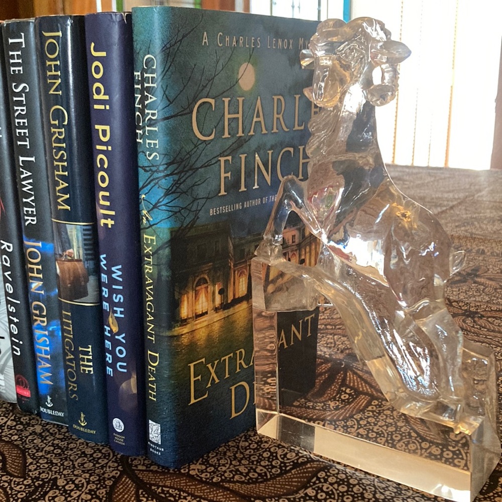 Paperweight / Book Holder - Picture 2 of 10